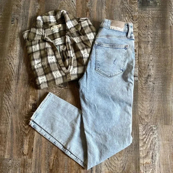 * NWOT* Mavi | Star Iconic High-Rise Mom Jeans - Picture 4 of 13